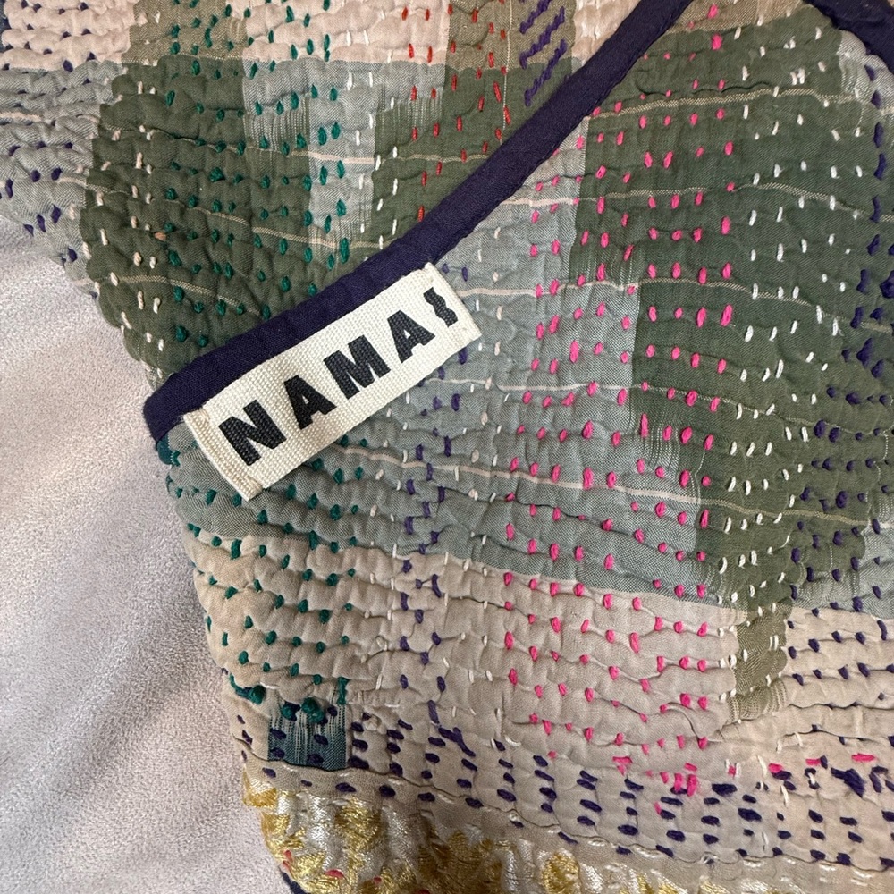 NAMAI Kaira cropped quilted patchwork Kantha jacket ONE OF A KIND - Picture 3 of 7